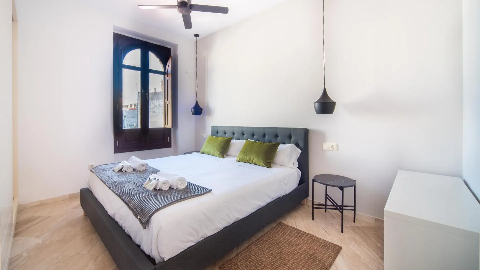 Exclusive Triplex With Private Terrace Apartment Seville