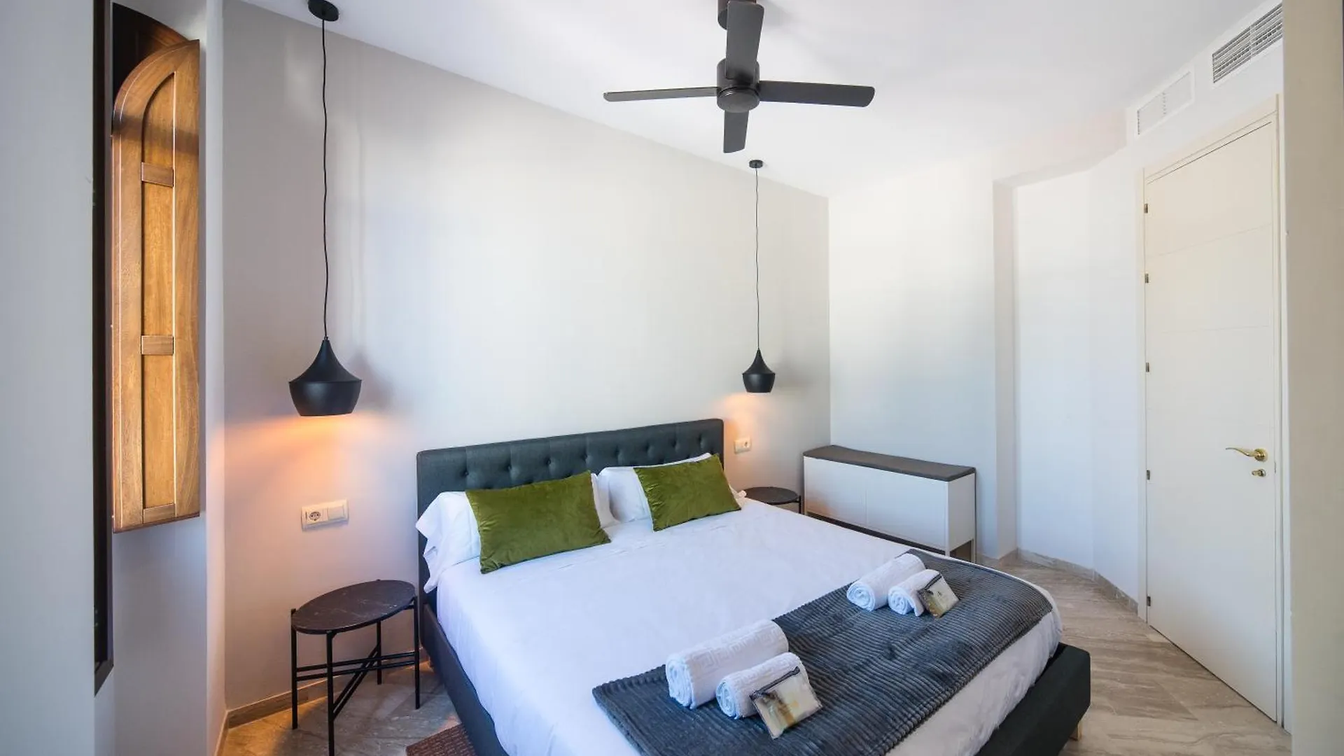 Exclusive Triplex With Private Terrace Apartment Seville