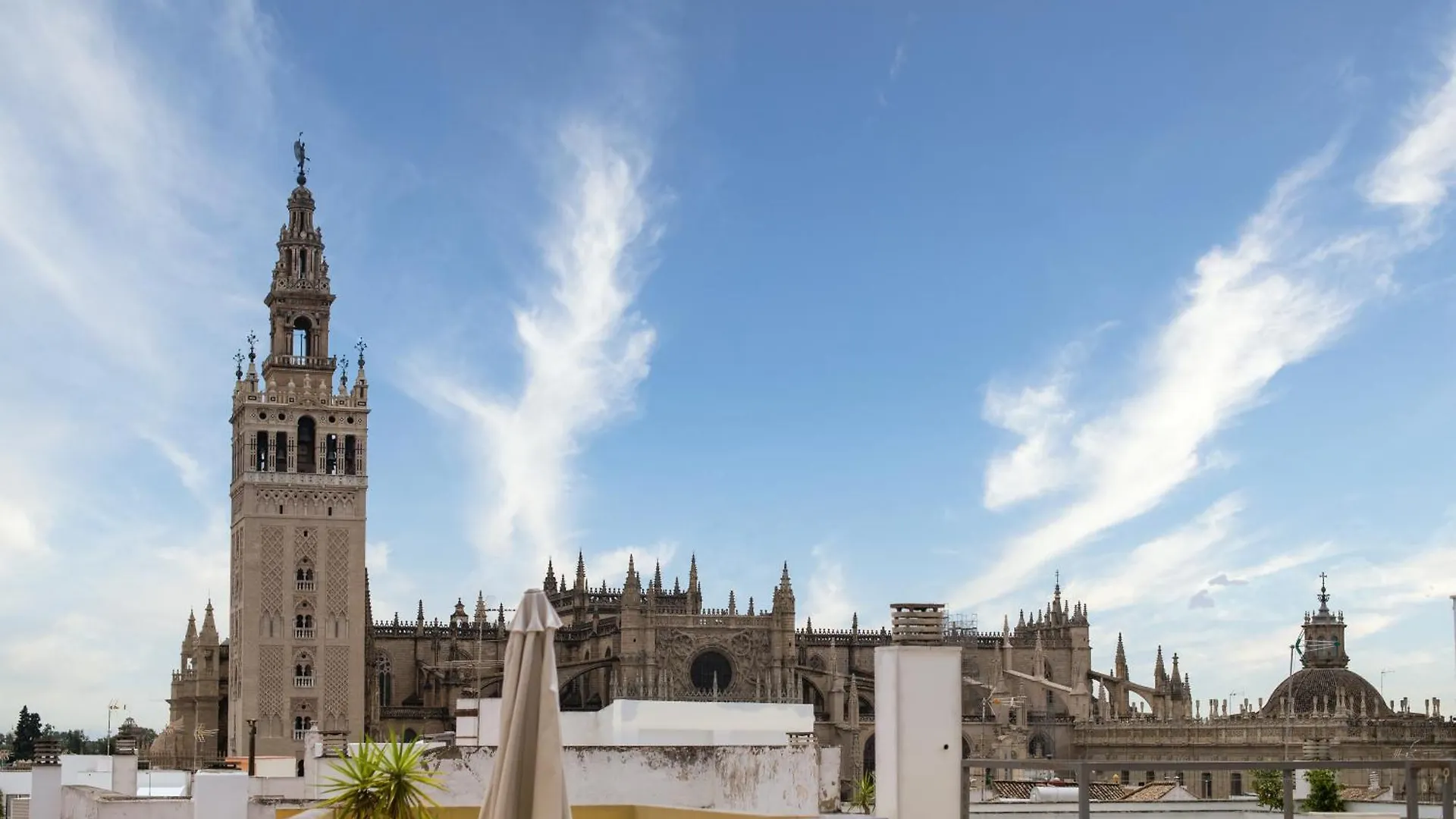 Exclusive Triplex With Private Terrace Apartment Seville