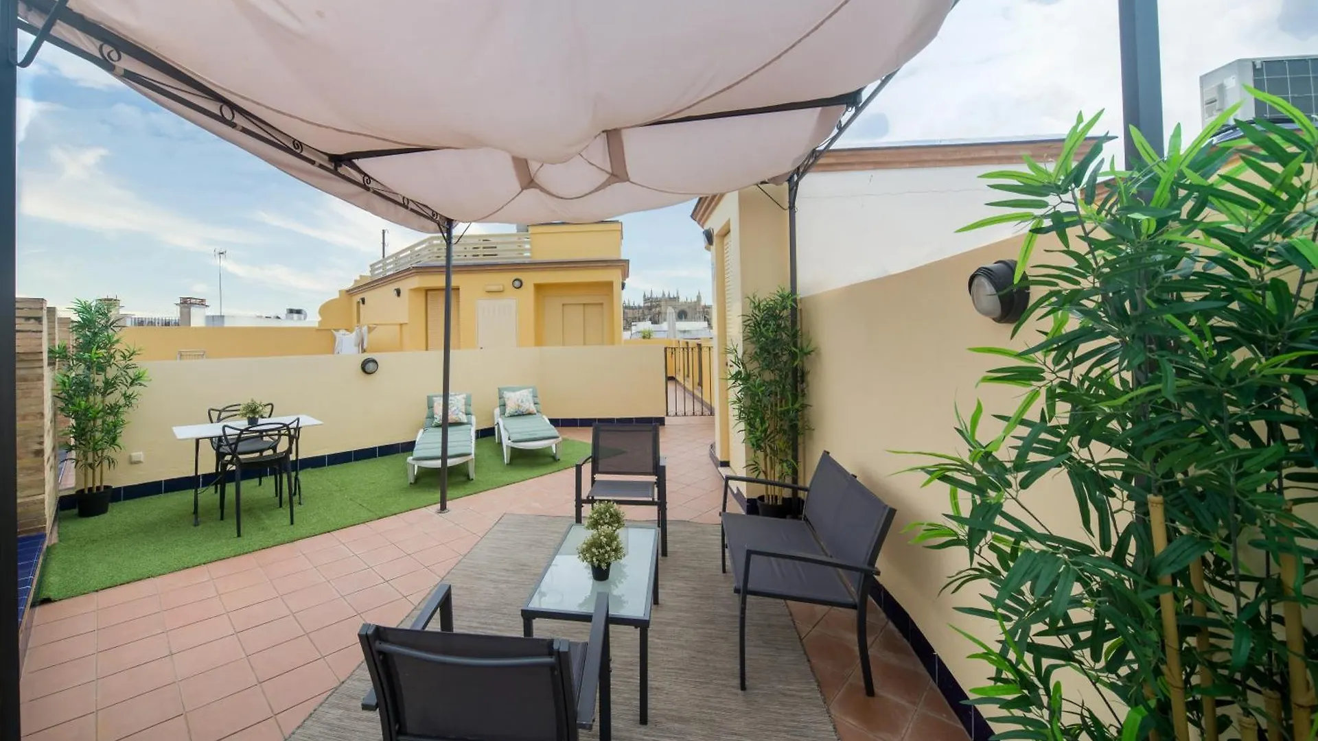 Exclusive Triplex With Private Terrace Apartment Seville
