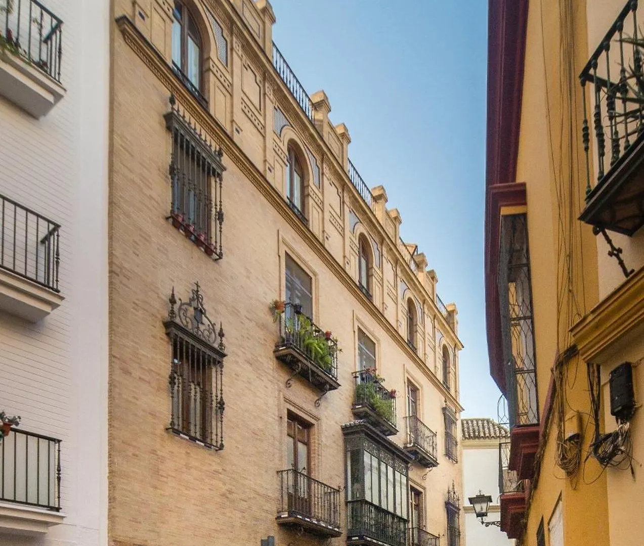 Exclusive Triplex With Private Terrace Apartment Seville Spain